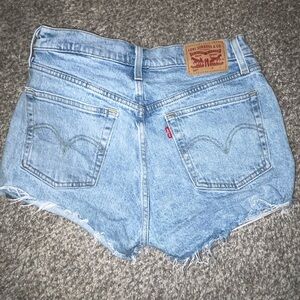 Levi’s shorts